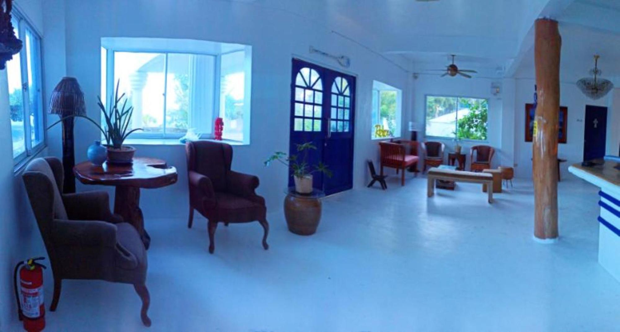 Club Monet Beachfront Resort By Cocotel Cabangan Esterno foto