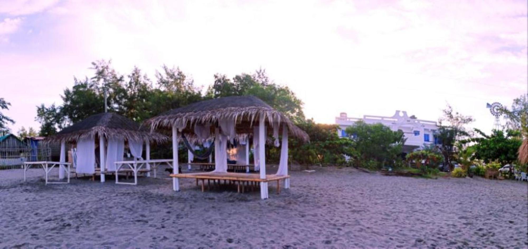 Club Monet Beachfront Resort By Cocotel Cabangan Esterno foto